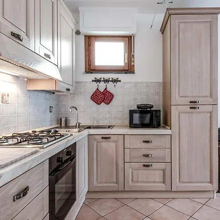 Hostly-san Giuliano Suite-between Pisa And Lucca شقة سان جوليانو تيرمي