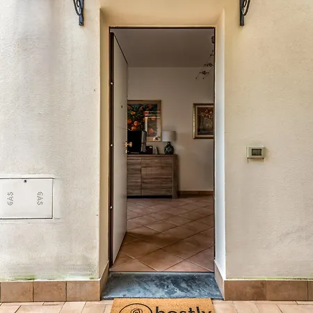 Daire Hostly-san Giuliano Suite-between Pisa And Lucca